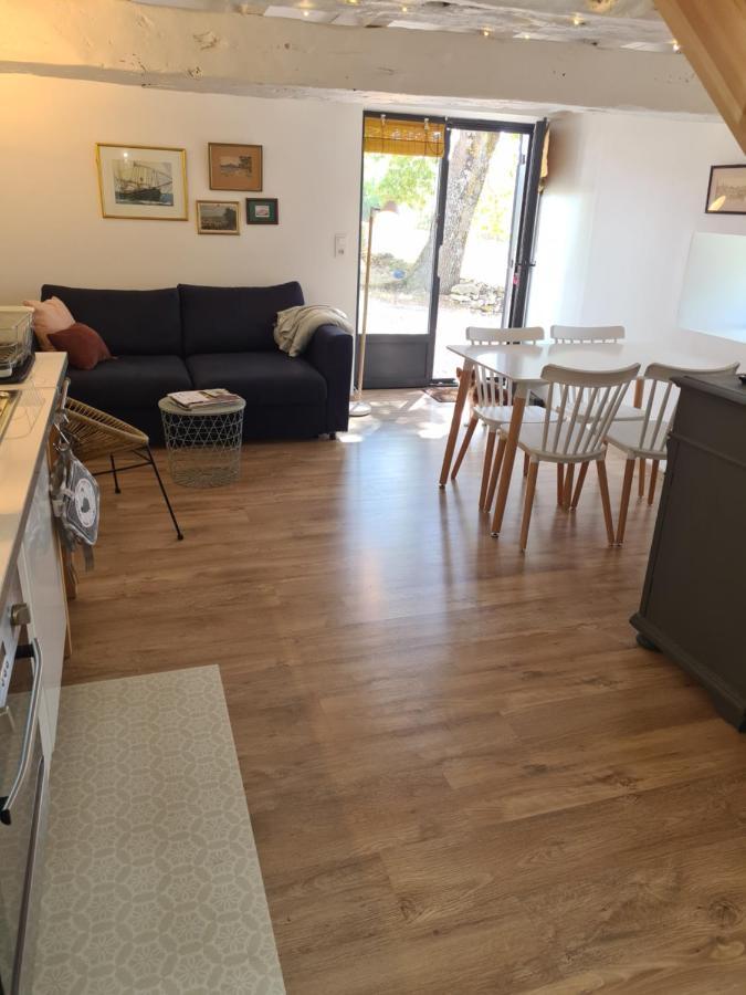 Charmant Logement A La Campagne Gazaupouy Екстериор снимка